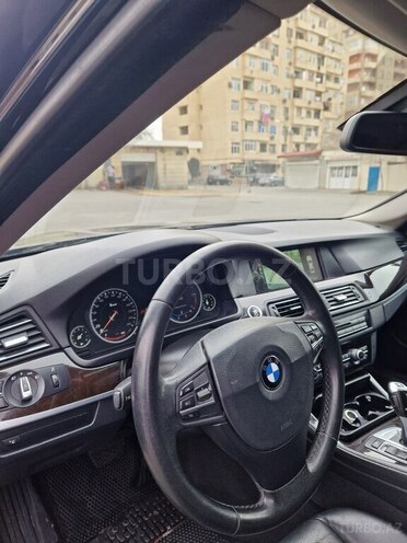 BMW 520 2013, 334,500 km - 2.0 l - Bakı