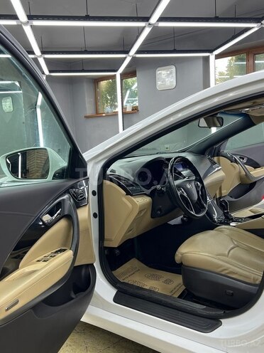 Hyundai Grandeur 2012, 220,000 km - 2.4 l - Bakı