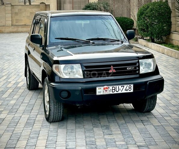 Mitsubishi Pajero io 1999, 350,000 km - 1.8 l - Bakı
