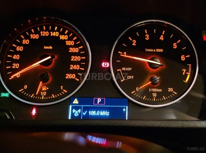 BMW X1 2016, 111,000 km - 1.5 l - Bakı