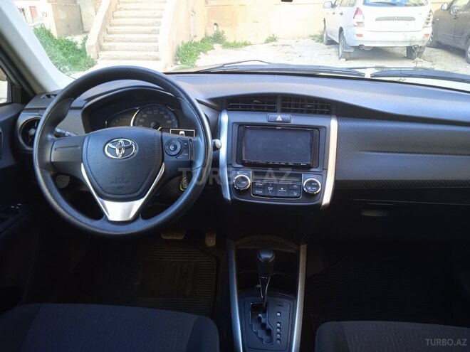 Toyota Corolla 2015, 120,000 km - 1.5 l - Bakı
