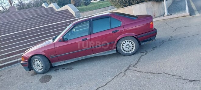 BMW 320 1996, 321,000 km - 2.0 l - Bakı
