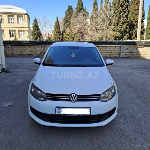 Volkswagen Polo 2014, 234,000 km - 1.6 l - Gəncə