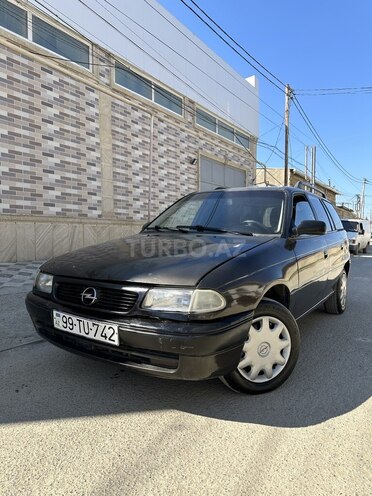 Opel Astra 1996, 230,000 km - 1.6 l - Bakı