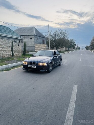 BMW 530 2000, 450,000 km - 2.8 l - Yevlax