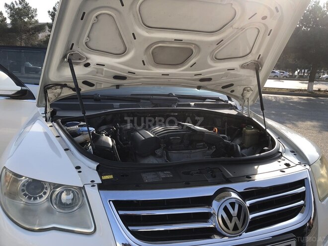 Volkswagen Touareg 2009, 226,500 km - 3.6 l - Bakı