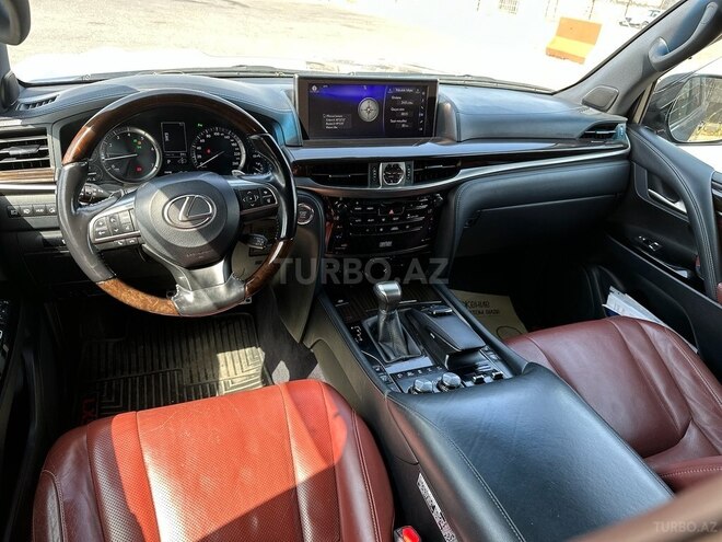 Lexus LX 570 2016, 145,000 km - 5.7 l - Bakı