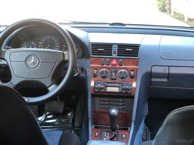 Mercedes C 240 1999, 268,000 km - 2.4 l - Ağcabədi