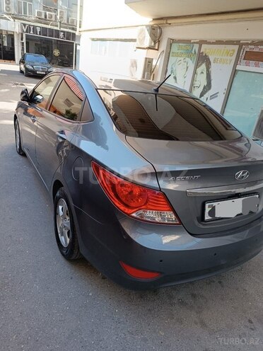 Hyundai Accent 2013, 220,000 km - 1.6 l - Bakı