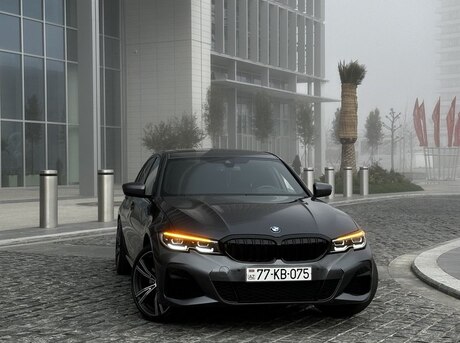 BMW 330 2021