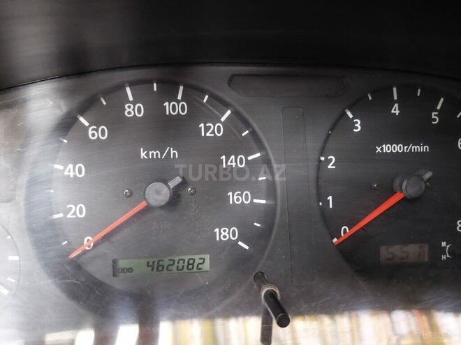 Nissan Pathfinder 1999, 462,082 km - 3.5 l - Sumqayıt