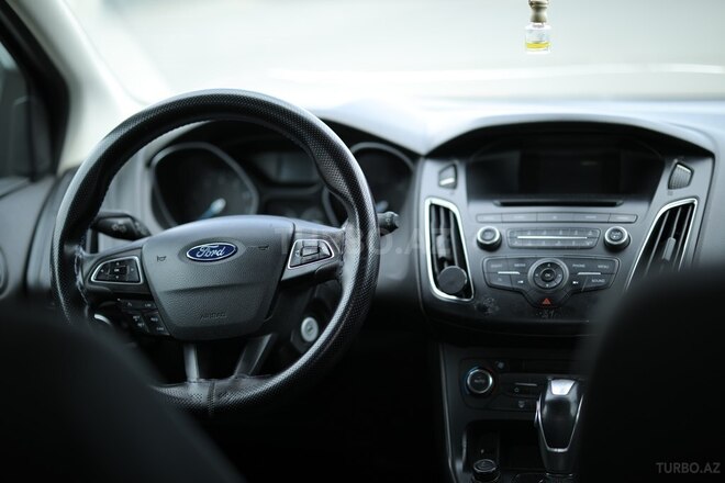 Ford Focus 2017, 204,050 km - 1.6 l - Bakı