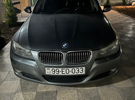 BMW 320 2011