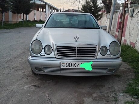 Mercedes E 220 1998