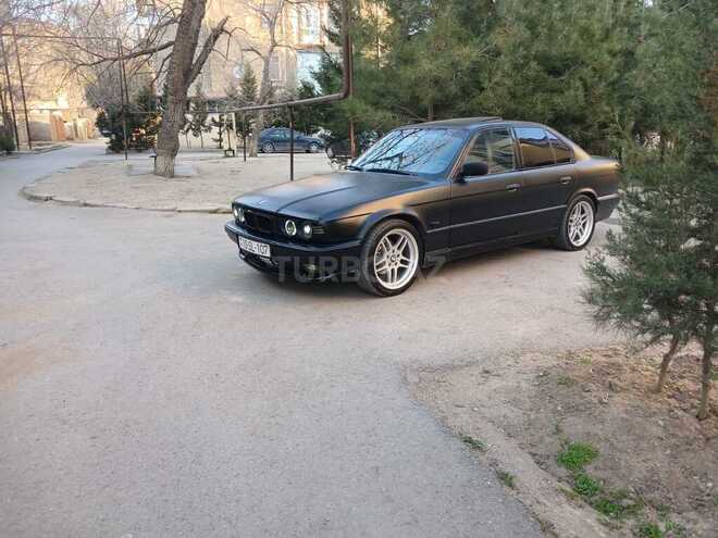 BMW 525 1995, 326,143 km - 2.5 l - Sumqayıt