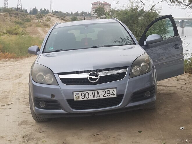 Opel Vectra 2006, 252,129 km - 2.2 l - Yevlax