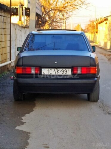 Mercedes 190 1990, 222,000 km - 2.0 l - Şirvan