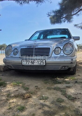 Mercedes E 240 1998, 370,000 km - 2.4 l - Bakı
