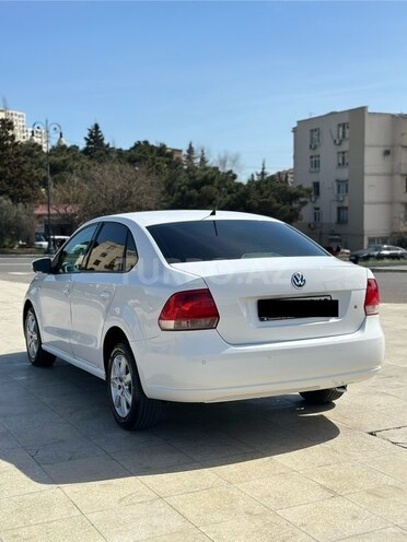 Volkswagen Polo 2013, 219,000 km - 1.6 l - Bakı