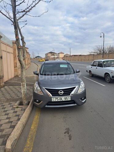 Nissan Versa 2016, 108,500 km - 1.6 l - Naxçıvan
