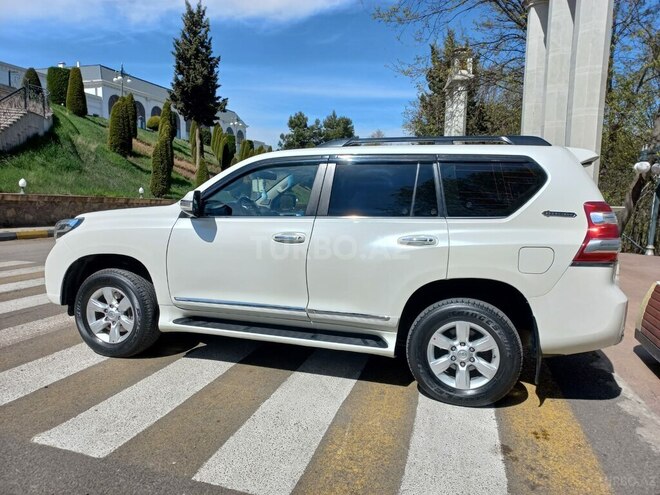 Toyota Prado 2014, 180,000 km - 2.7 l - Tovuz