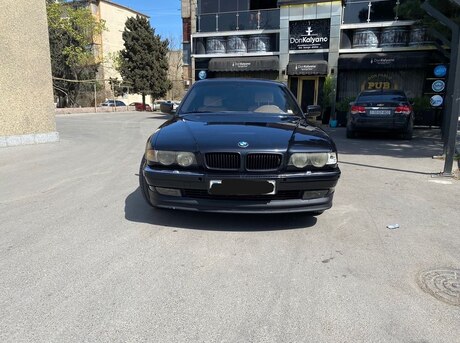 BMW 735 2001
