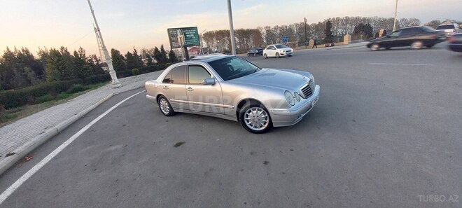 Mercedes E 270 2001, 2,998,899 km - 2.7 l - Bakı