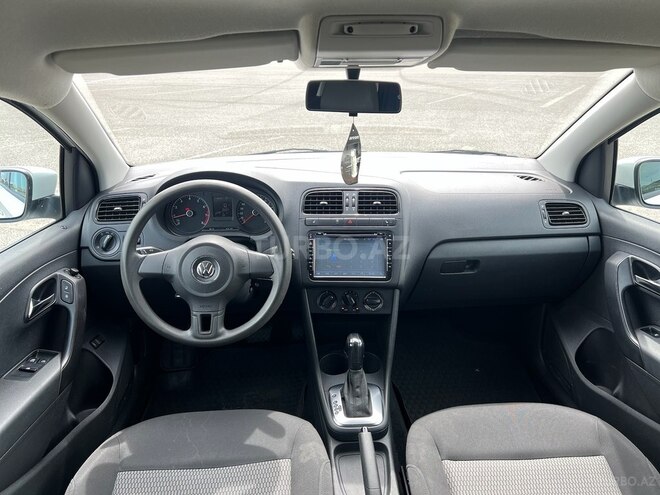 Volkswagen Polo 2015, 147,000 km - 1.6 l - Bakı
