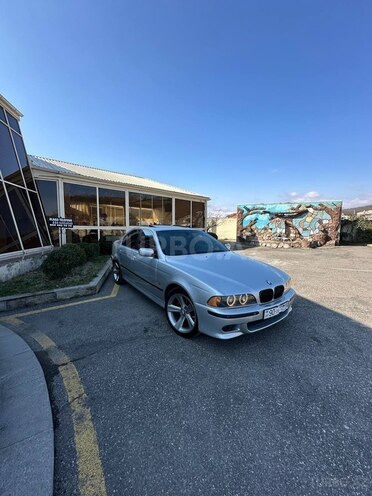 BMW 530 2000, 530,000 km - 2.9 l - Qusar