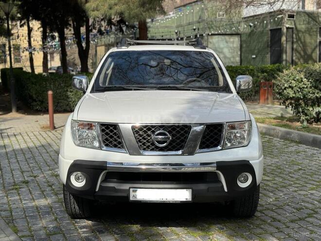 Nissan Navara 2014, 250,000 km - 2.5 l - Bakı