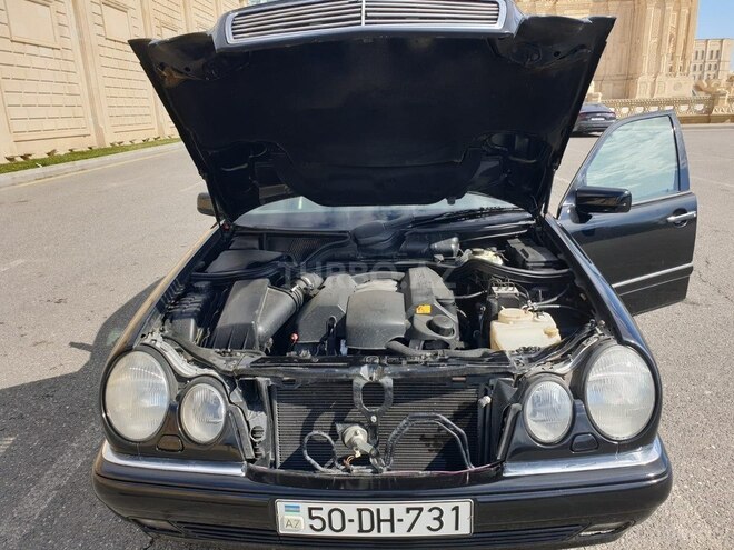 Mercedes E 280 1999, 321,000 km - 2.8 l - Bakı