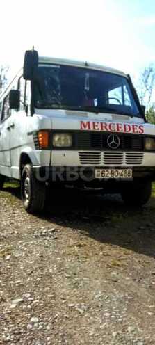 Mercedes 208 D 1990, 444,333 km - 2.3 l - Zaqatala