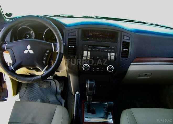 Mitsubishi Pajero 2007, 320,000 km - 3.0 l - Bakı