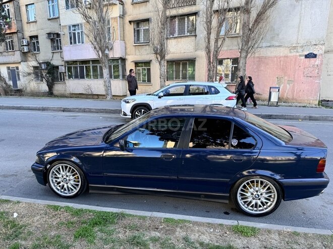 BMW 318 1991, 386,000 km - 1.8 l - Bakı