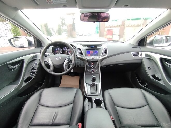 Hyundai Elantra 2015, 140,500 km - 1.6 l - Bakı