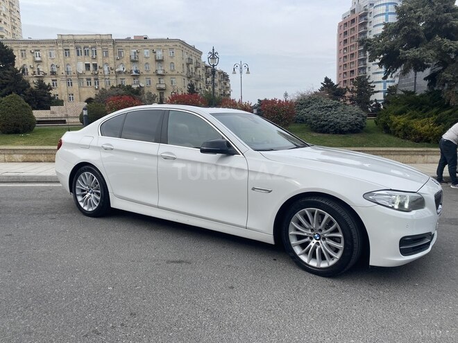 BMW 520 2015, 210,000 km - 2.0 l - Bakı