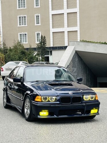 BMW 318 1993, 200,000 km - 1.8 l - Bakı