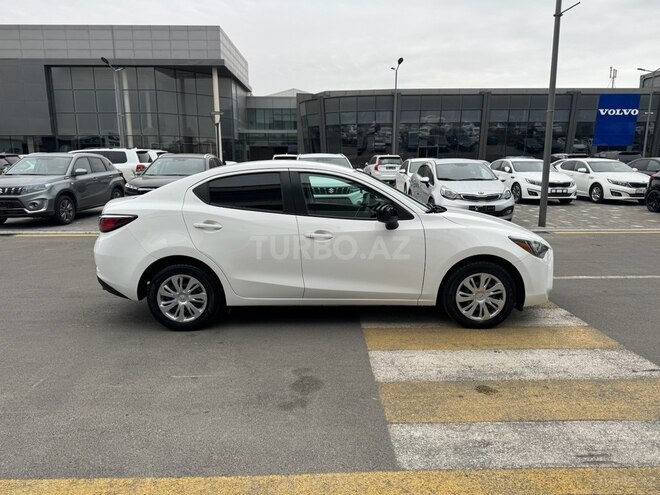 Toyota Yaris 2019, 90,000 km - 1.5 l - Bakı