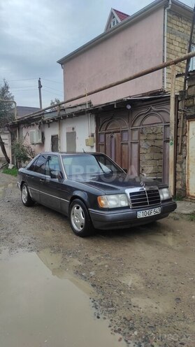 Mercedes E 200 1990, 350,000 km - 2.0 l - Bakı