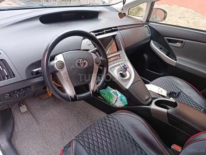 Toyota Prius 2013, 322,915 km - 1.8 l - Bakı