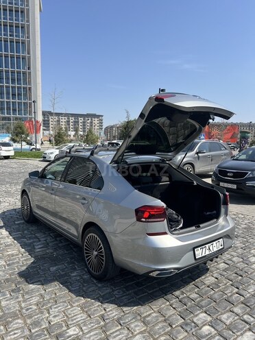 Volkswagen Polo 2021, 27,000 km - 1.5 l - Bakı