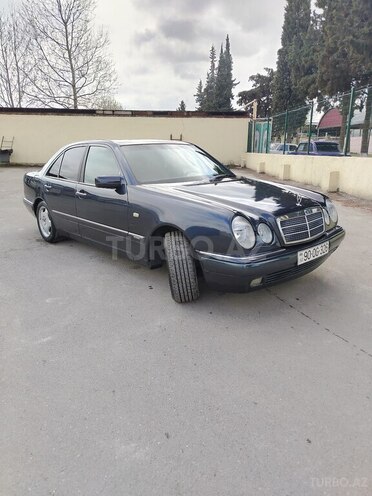 Mercedes E 230 1995, 447,750 km - 2.3 l - Tovuz