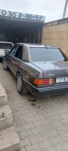 Mercedes 190 1991, 300,000 km - 2.0 l - Gədəbəy