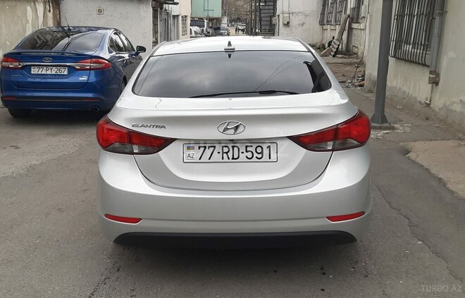 Hyundai Elantra 2015, 110,000 km - 1.8 l - Bakı