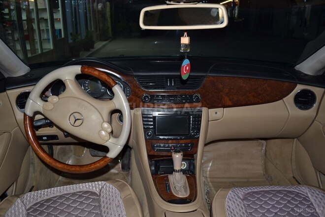 Mercedes CLS 350 2006, 217,000 km - 3.5 l - Bakı