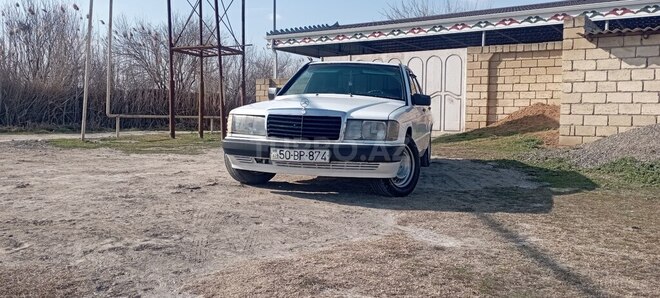 Mercedes 190 1992, 563,949 km - 2.5 l - Salyan