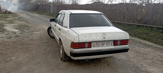 Mercedes 190 1992, 563,949 km - 2.5 l - Salyan