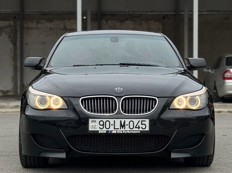 BMW 545 2004