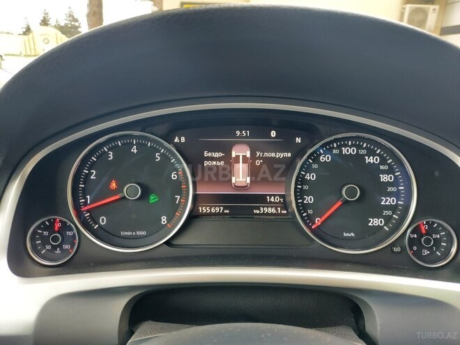 Volkswagen Touareg 2014, 155,600 km - 3.6 l - Bakı