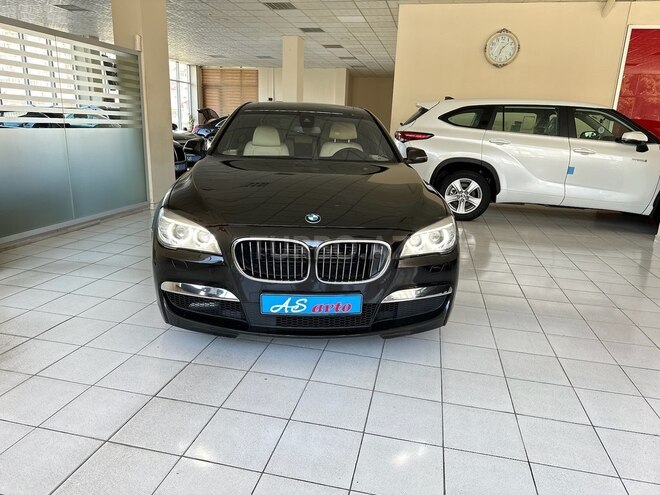 BMW 750 2012, 58,000 km - 4.4 l - Bakı
